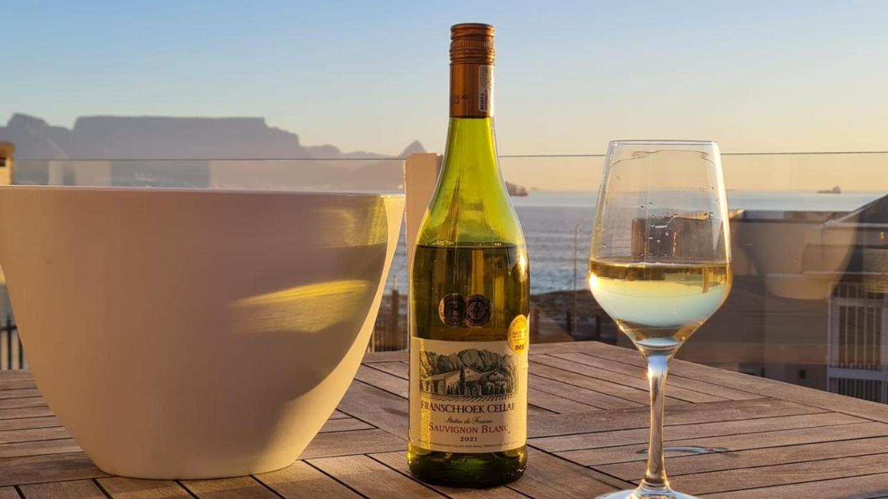 2Whitewaters Bloubergstrand Homestay Екстериор снимка